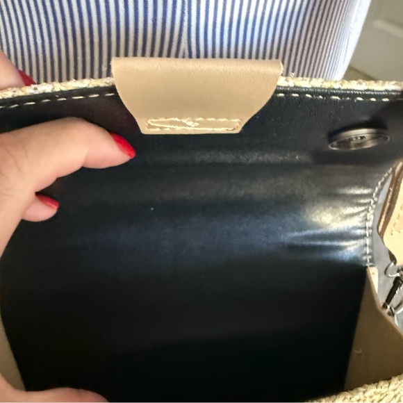 Beige Crossbody Bag - Picture 4 of 7